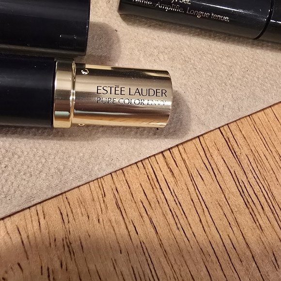 Estee Lauder Lipstick And Lash PRIMER - Picture 3 of 6